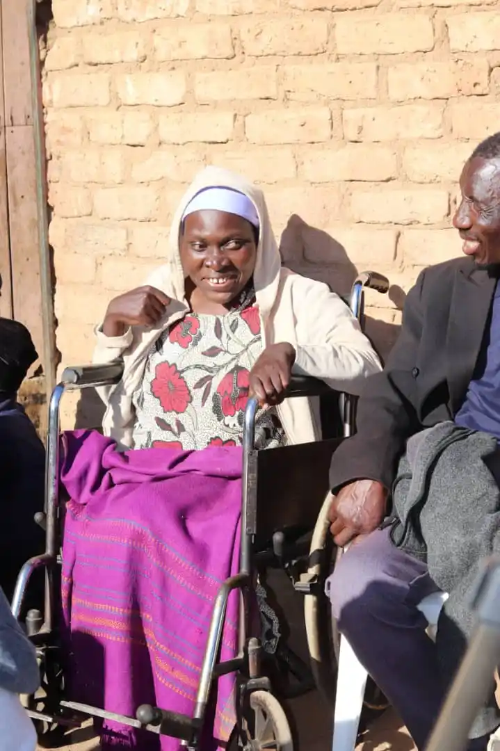 Image from Vhayeya.com 2: Vhayeya.com helps Chiedza Taruona in Manyanga Chikomba...