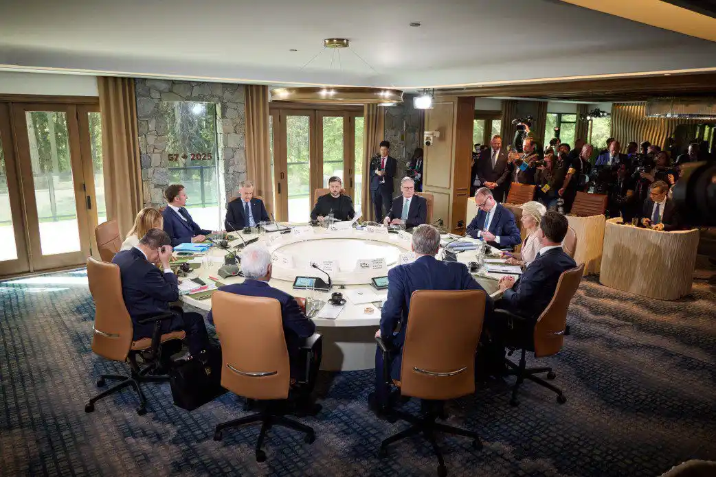 Image from UATV English: ‼️ Zelenskyy Speaks at G7 Summit: Key Statements 🔹 Around 30 missile...