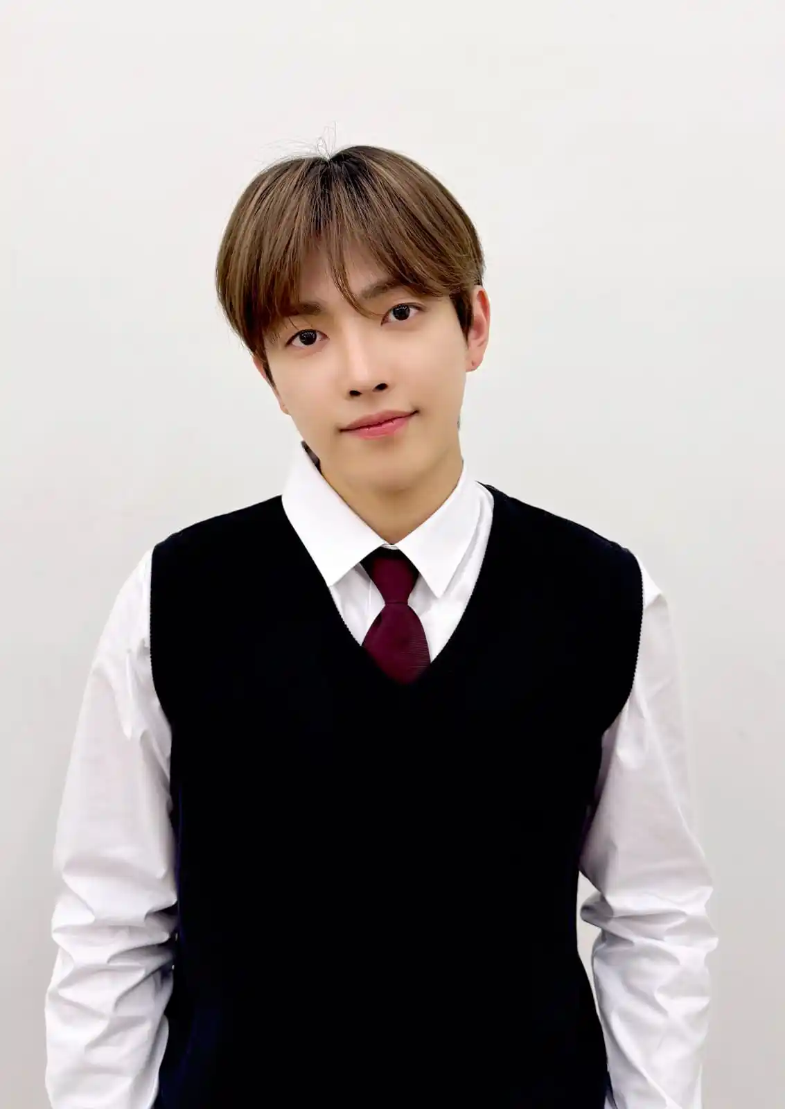 Image from 𝟖 𝐌𝐀𝐊𝐄𝐒 𝟏 𝐓𝐄𝐀𝐌 | ATEEZ UPDATES: *{ATEEZ} 🕊️ Twitter/X Post update 𓃠*  [📷] SBS KPOP <a class="text-b...