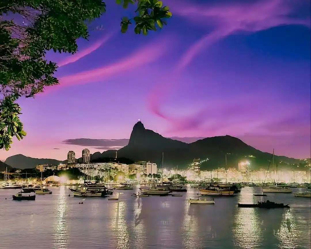 Image from Centro de Operações e Resiliência (COR-Rio): *COM A MADRUGADA MAIS FRIO DO ANO, CIDADE DO RIO TEM PREVISÃO DE CÉU C...
