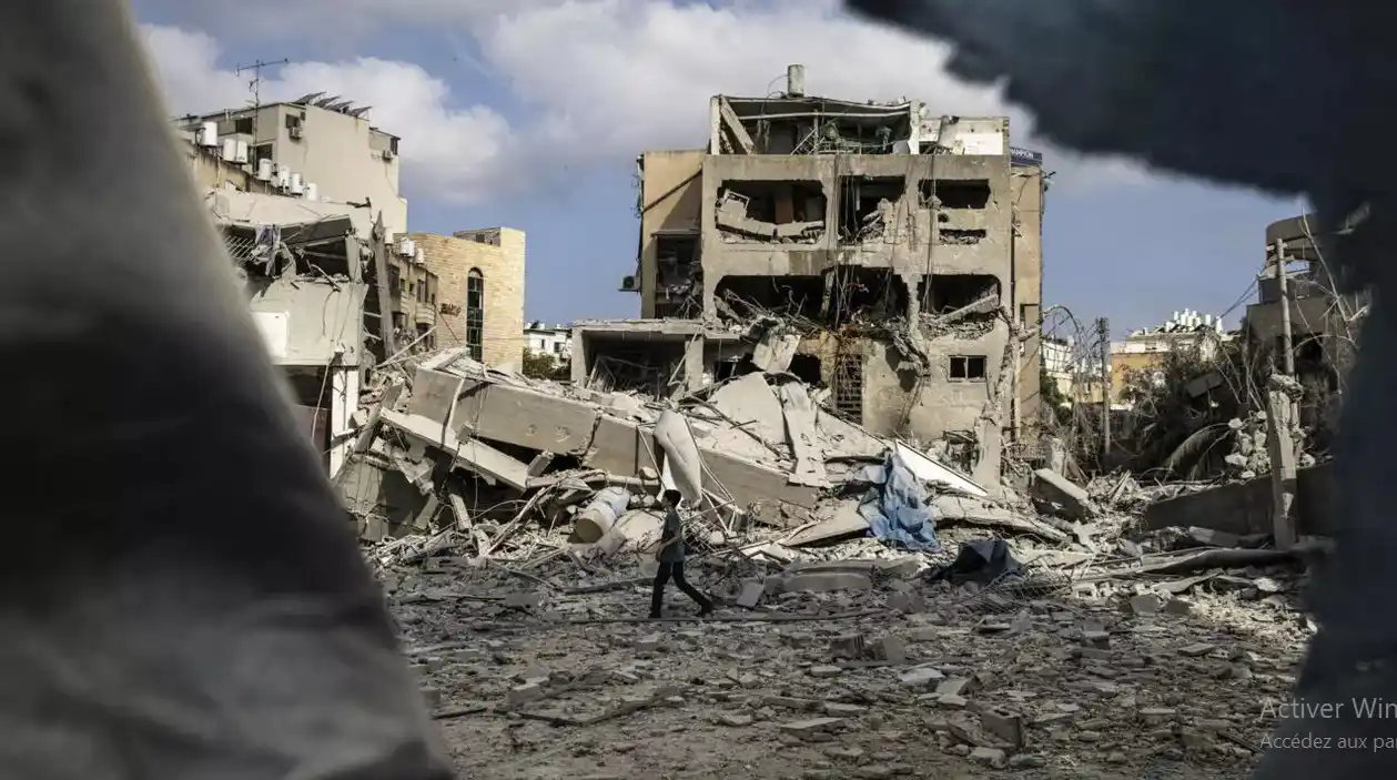 Image from TOGOTIMES.info: Des missiles iraniens ont frappé Tel-Aviv et la ville portuaire de Haï...