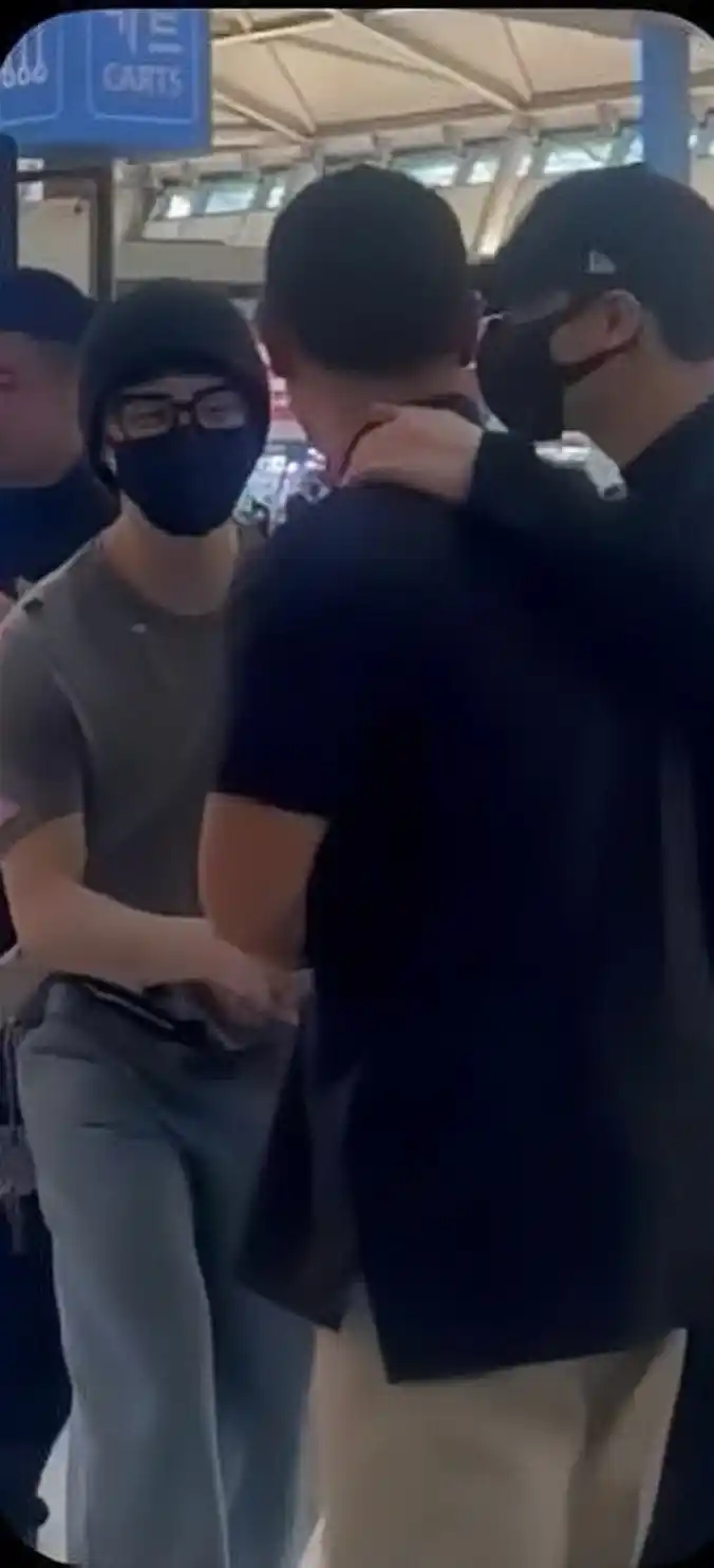 JIKOOKS FAMILIA REAL🐥🐰🐶 post