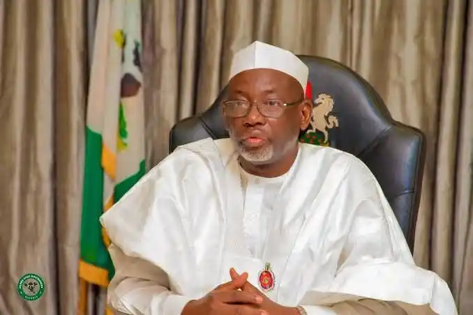 Image from PREMIUM TIMES HAUSA: LABARAN PREMIUM TIMES HAUSA 15 ga watan Yuni, 2025. ------------------...