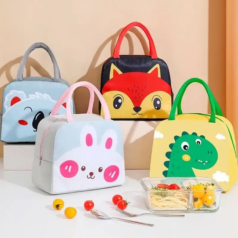 Image from 25 De Março Online - Oficial ✅: Leve suas refeições com estilo e praticidade com a nossa Bolsa Térmica...