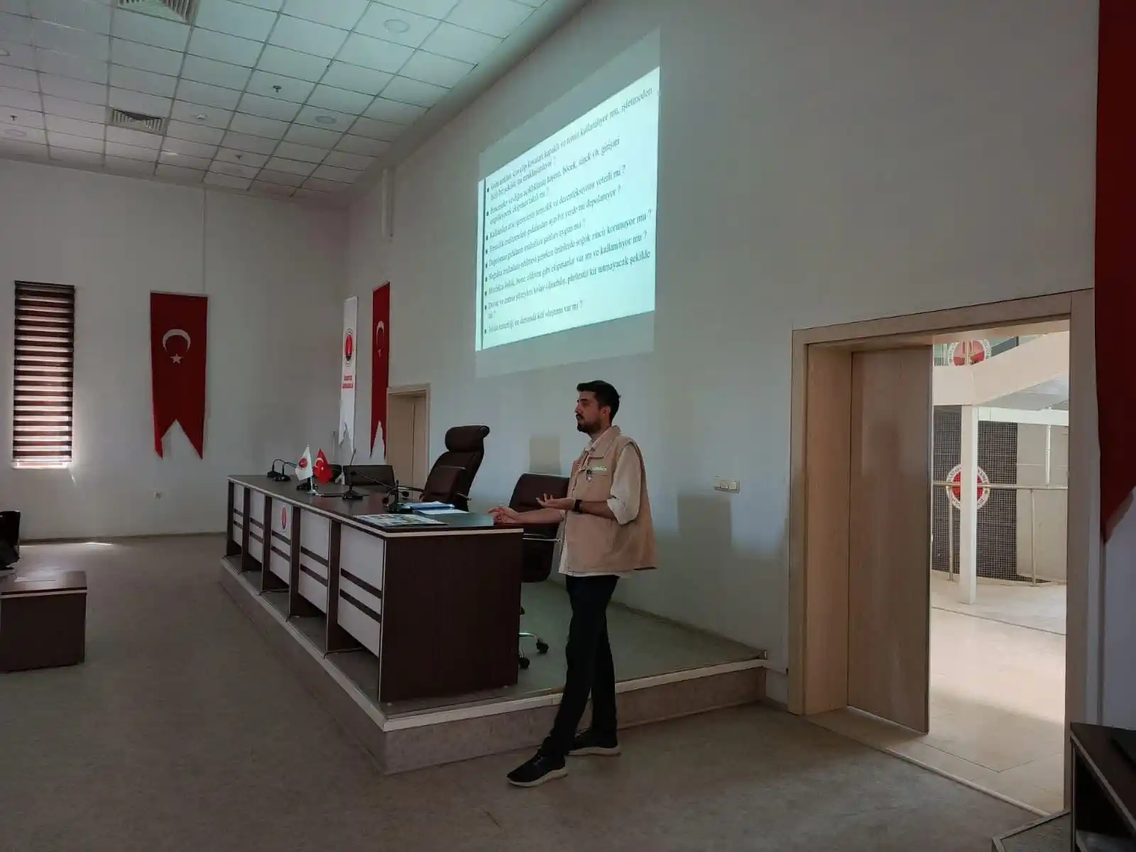 Image from Sinanpaşa İlçe Tarım ve Orman Müdürlüğü: 📌 Müdürlüğümüz Gıda Kontrol Görevlileri ve İlçe Sağlık Müdürlüğü İş B...