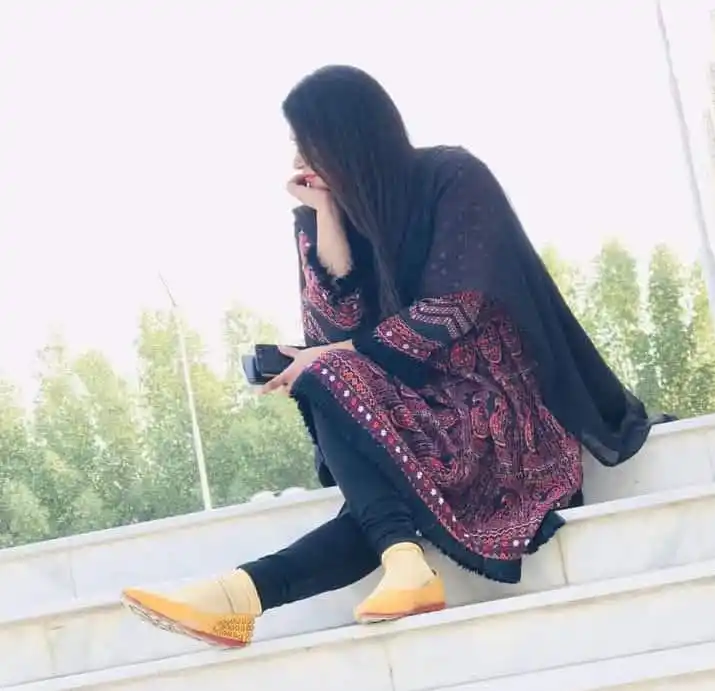 Image from 💔اڌوري محبت💔: وڇوڙو محبت جو سڳو پٽ آهي جنهن کي اسان اڃ لڳڻ تي پنهنجا لڙڪ پياريندا آه...