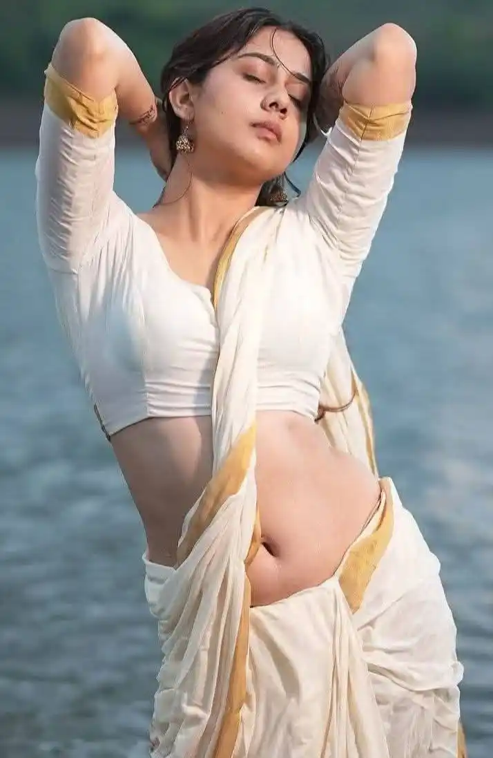 Image from 💔اڌوري محبت💔: سڄو سولر سسٽم معصوم لڳندو آهي،  جڏهن تون ڌرتي  تي آرس  ڀڃيندي ٻاهون  ڊ...