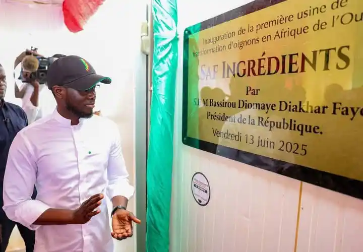 Image from SenCaféActu : *Top 5 du 13 juin 2025*  • Le président Faye inaugure une usine de tra...