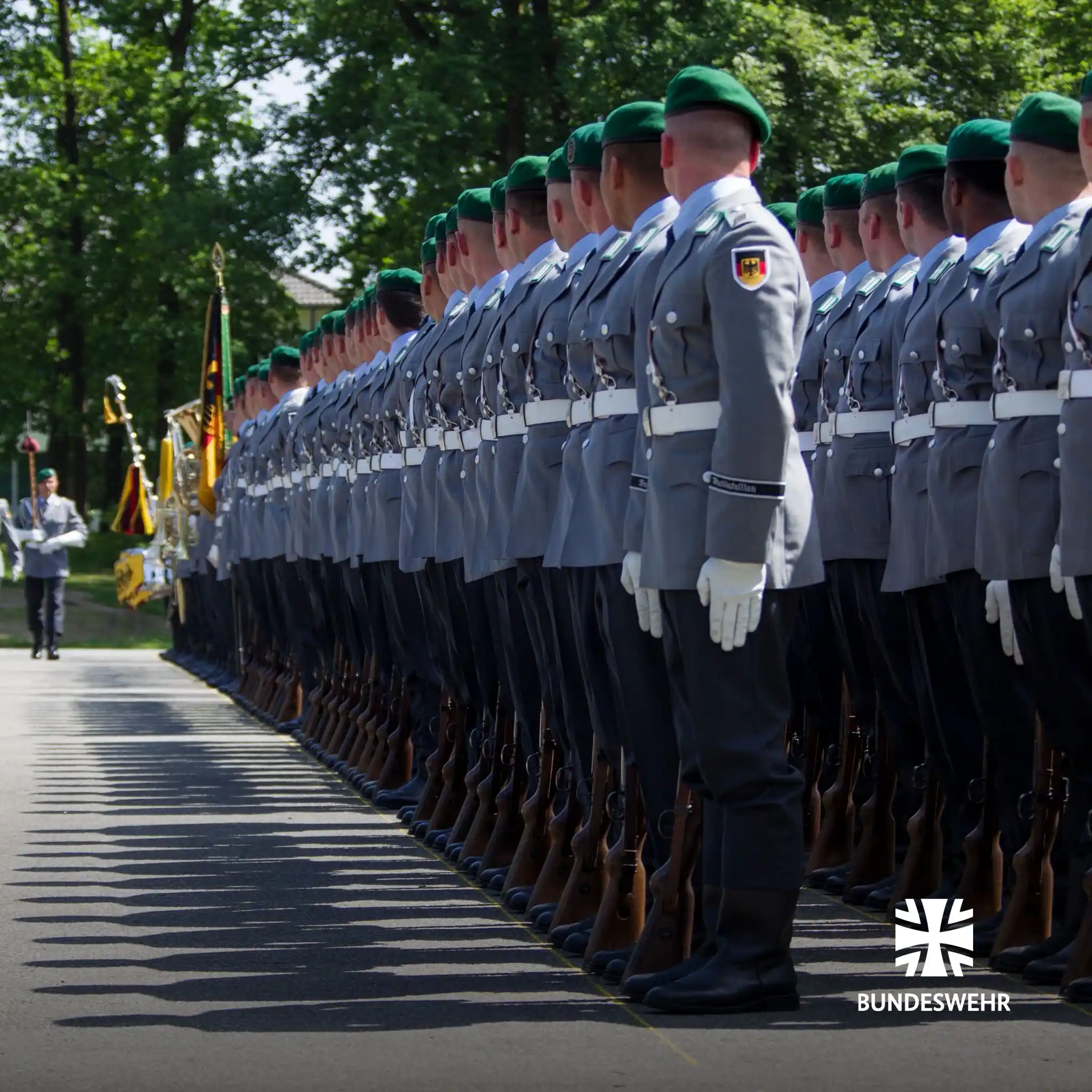 Image from Unterstützungsbereich der Bundeswehr: *Wachbataillon – Das protokollarische Aushängeschild der Bundeswehr 🇩...