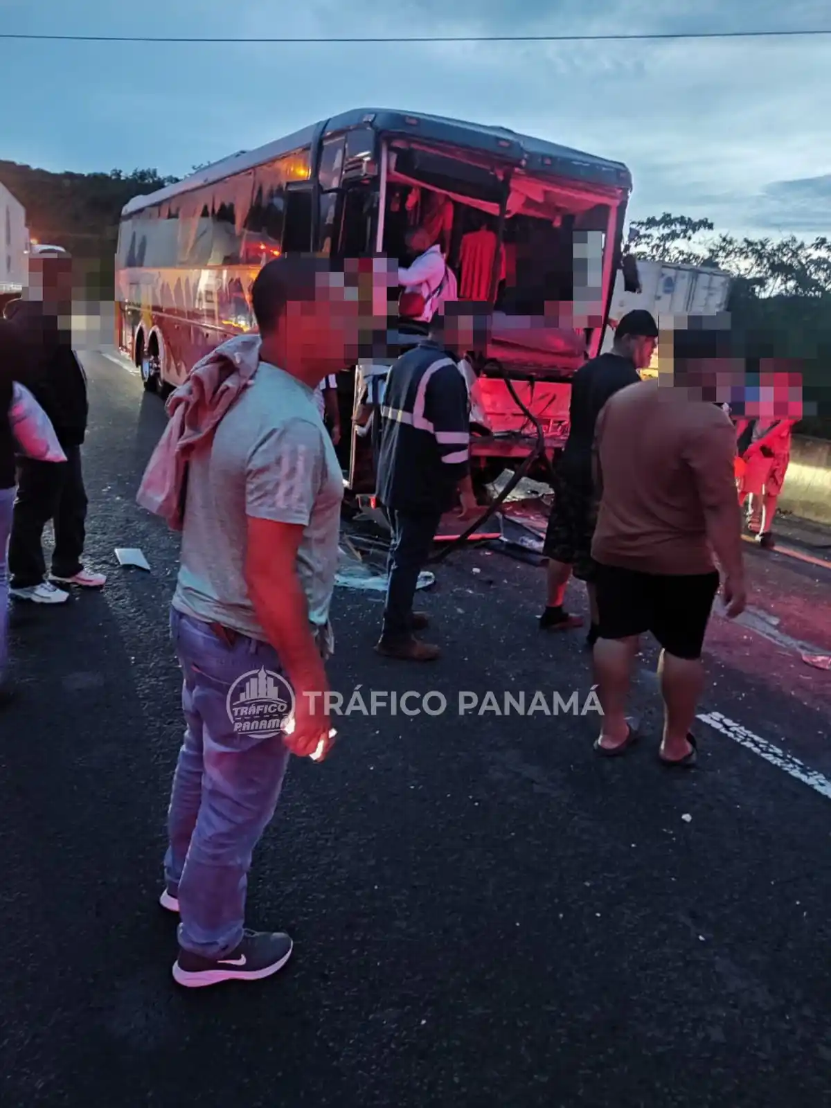 Image from Tráfico Panamá: Accidente de tránsito en la vía Interamericana en Las Palmas en Veragu...