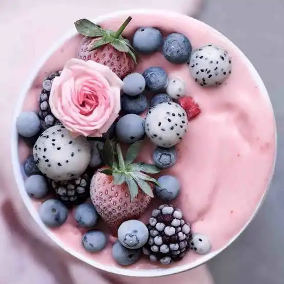 Image from 𝑯𝒆𝒍𝒆𝒏𝒆.𝒙𝒙🌸♡🪼: Bowl Inspo Esst ihr gerne ☺️ solche Bowls?? ~Sophia...