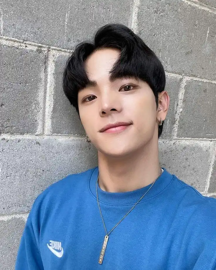 Image from 𝗪𝗢𝗢𝗝𝗜𝗡 ✅ ╎𝗖𝗨𝗕╎𝗞𝗣𝗢𝗣╎𝗪𝗢𝗢𝗝𝗜𝗡𝗖𝗨𝗕╎𝗞𝗣𝗢𝗣╎ KPOP╎CUBWOOJIN: *⏱️ | COUNTDOWN* ᚐ ◌ `06/10/25` ◌ ᚐ *Español* > ¡CUBS, esp...