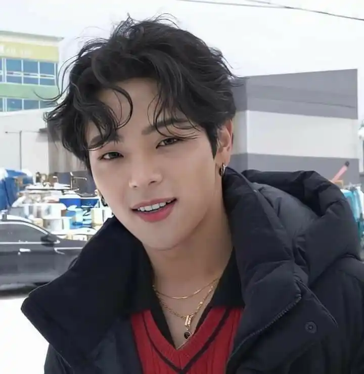 Image from 𝗪𝗢𝗢𝗝𝗜𝗡 ✅ ╎𝗖𝗨𝗕╎𝗞𝗣𝗢𝗣╎𝗪𝗢𝗢𝗝𝗜𝗡𝗖𝗨𝗕╎𝗞𝗣𝗢𝗣╎ KPOP╎CUBWOOJIN: *⏱️ | COUNTDOWN* ᚐ ◌ `06/13/25` ◌ ᚐ *Español* > ¡CUBS, esp...
