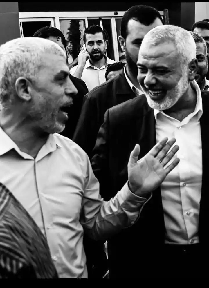 Image from دتروږمۍ مسافر جـــ،هادي چینل☝: د اسلام د ویاړلو شـ.هیدانو محمد الضـ ـیف او یحیی سـ نوار تقبلهما الله...