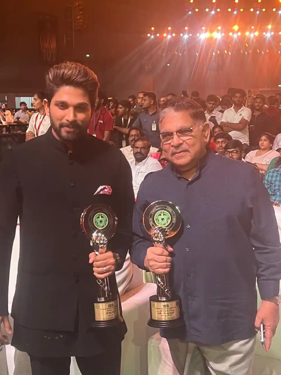 Image from Allu Arjun Updates ❤️😍: Icon Star @alluarjun & <a class="text-blue-500 hover:underline cursor-...