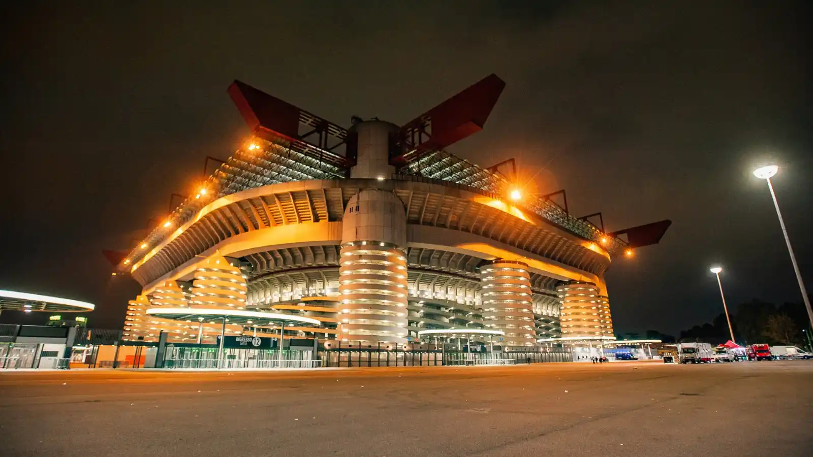 Image from Luceverde Infomobilità Milano: 🎶 *Info | eventi | concerti* 📅 *Stadio SanSiro* , da domenica 8 gi...