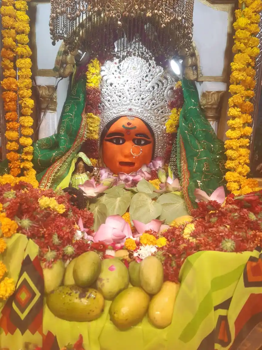Image from अयोध्या दर्शन हनुमानगढ़ी 🇩💲🛕🙏🏻🚩: *जय मां छोटी देवकाली मां जगत जननी मां कल्याण करो मां🙏🪔*...