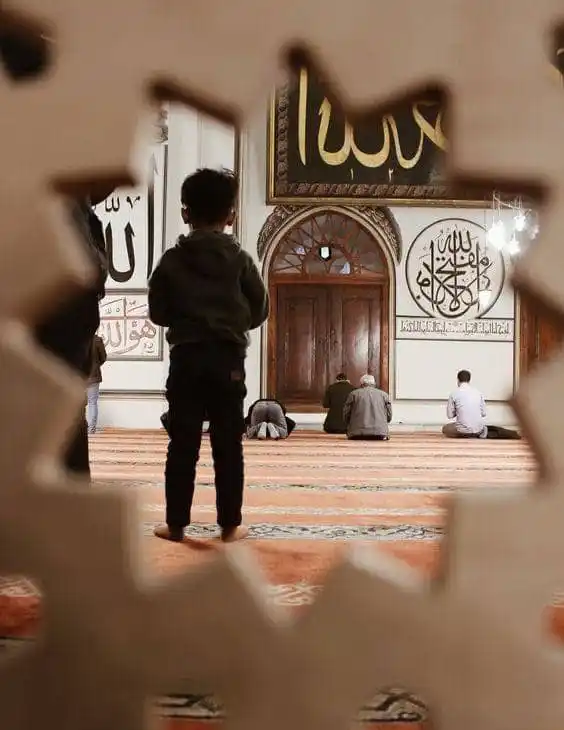 Image from آروم دلم خدا🤍: 💗💕 *خداوند آنچه را که در دل شماست قبل از* *گفتن شما می داند، اما شما...