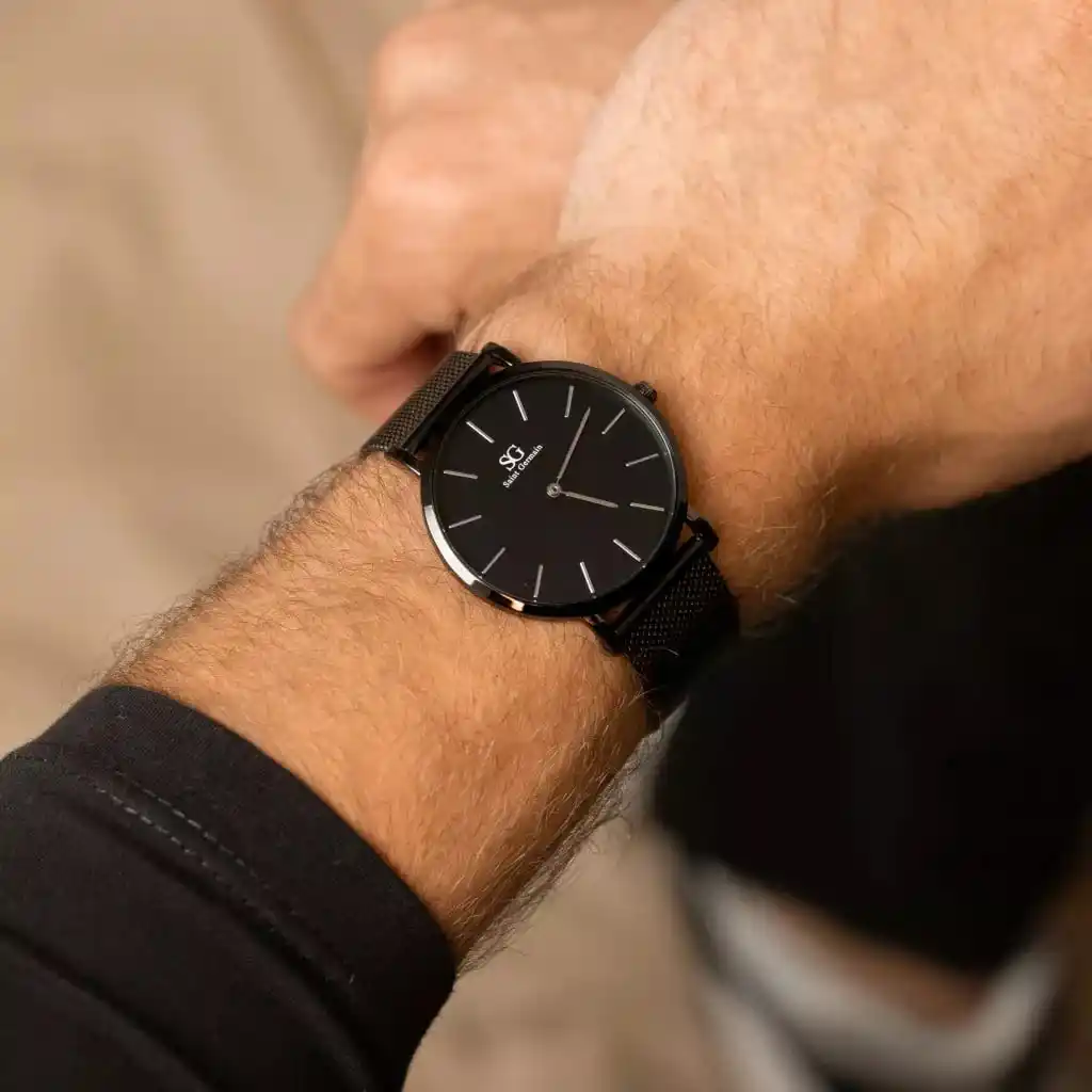 Image from UAI QUE PROMO 📢🎟️: ‼️ Relógio preto saint germain houston full black 40mm saindo a R$ 15...