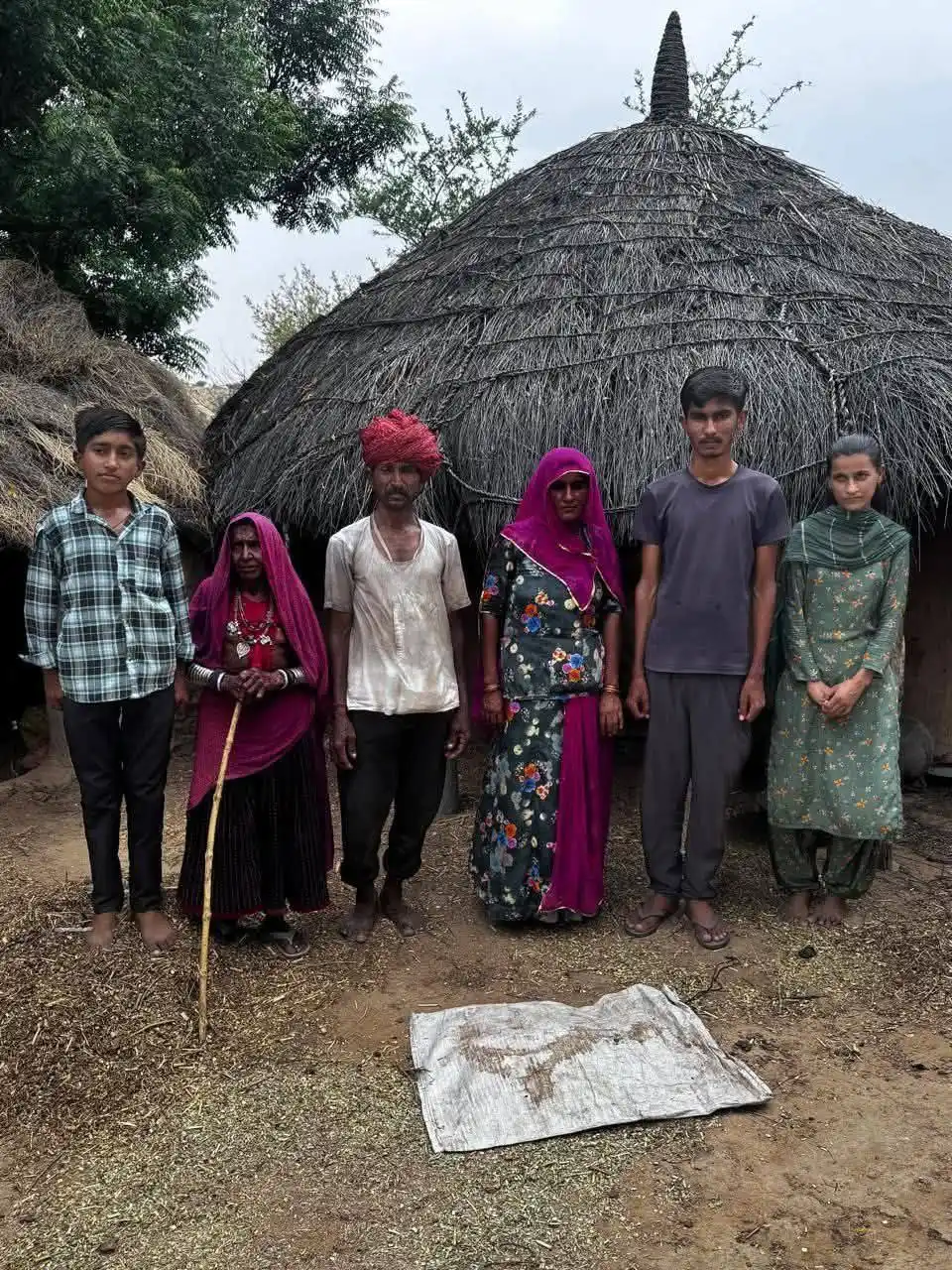 Image from केंद्रीय शिक्षा जगत 🔵🥇 (DAILYHUNT EDUCATION GROUP): *श्रवण ने हाल ही में बाड़मेर के एक दूरदराज़ इलाके से नीट परीक्षा पास क...