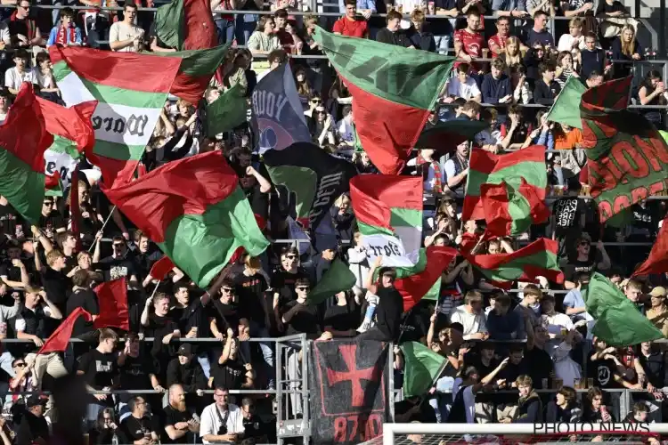 Image from Zulte Waregem op Voetbalkrant: Er zijn nog tradities: Zulte Waregem weergaloos in eerste oefenwedstr...