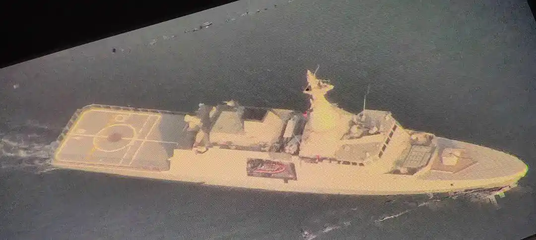 Image from عصر سفر: 🔺ناوشکن جاسوسی انگلیس در دریای عمان متوقف شد  نیروی دریایی ارتش:  🔹ی...