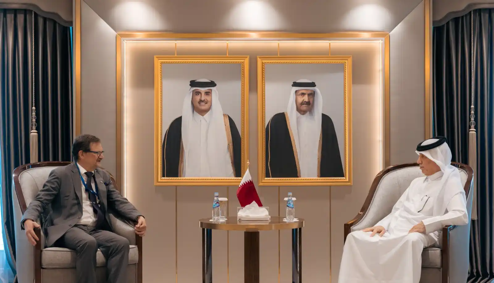 Image from وكالة الأنباء القطرية: وزير الدولة للشؤون الخارجية يودع سفير فنلندا بمناسبة انتهاء فترة عمله ...