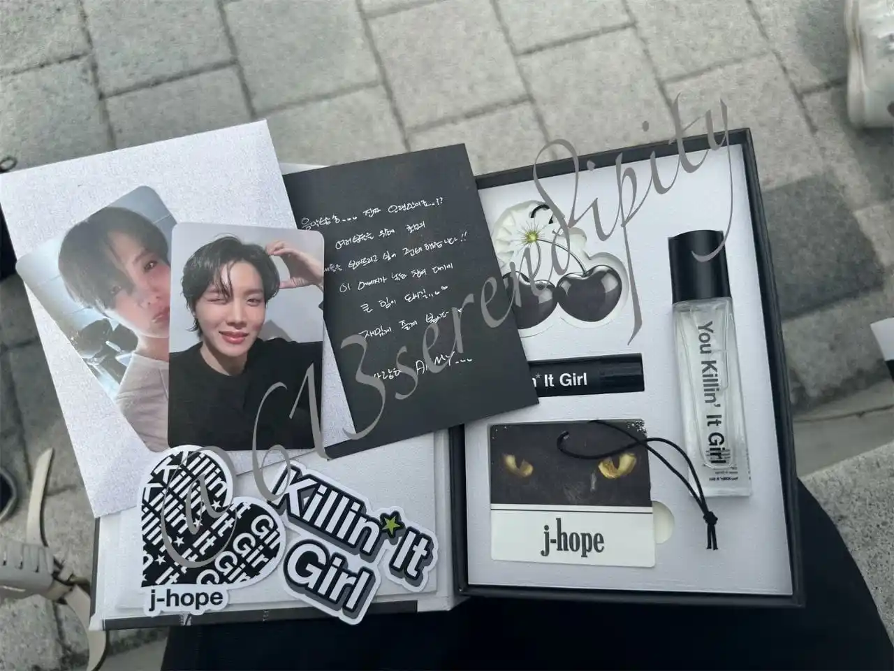 Image from THE BULLET GIRLS LATINOAMERICA: *Regalos de j-hope para ARMYs que participaron en la pregrabación de M...