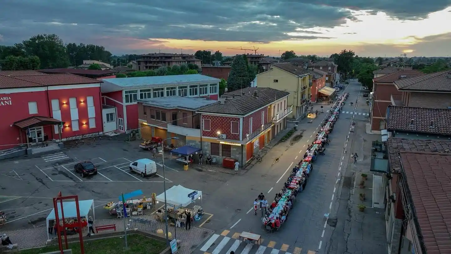 Image from Città di Castelfranco Emilia: 📢 Ritorna la “Cena in Strada” a Manzolino 🍽 📌 Sabato 14 giugno, a...