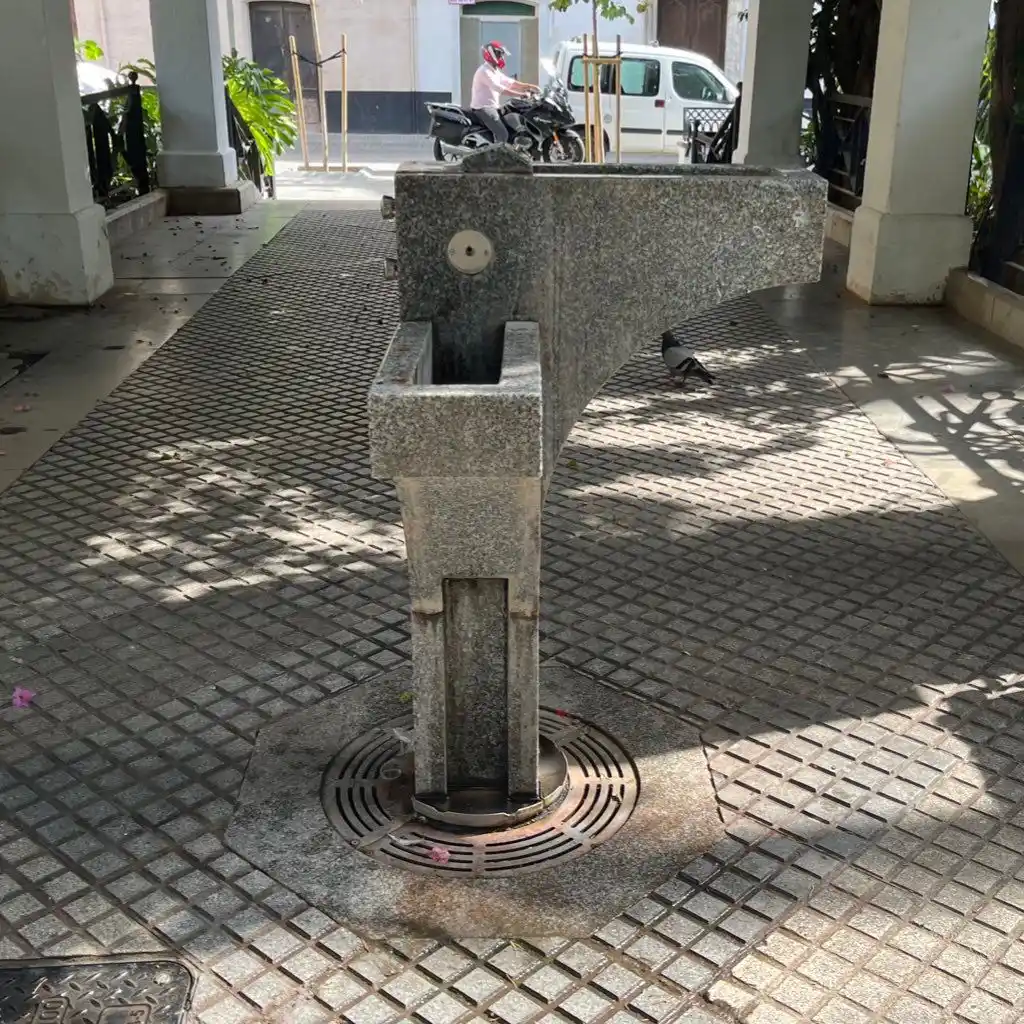 Image from Cádiz Abandonada: ✅ SOLUCIONADO | La empresa pública municipal Aguas de Cádiz procede a ...