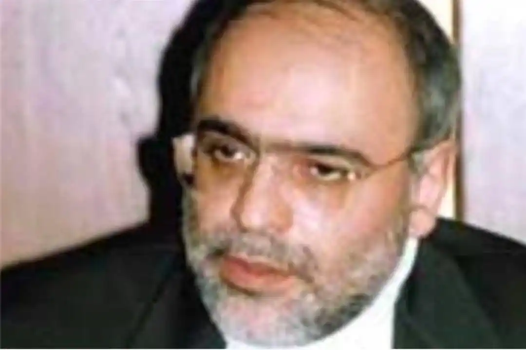 Image from عصر سفر: تسلیت هیات مدیره ایرانخودرو به مناسبت درگذشت مرحوم منوچهر غروی، مدیرع...