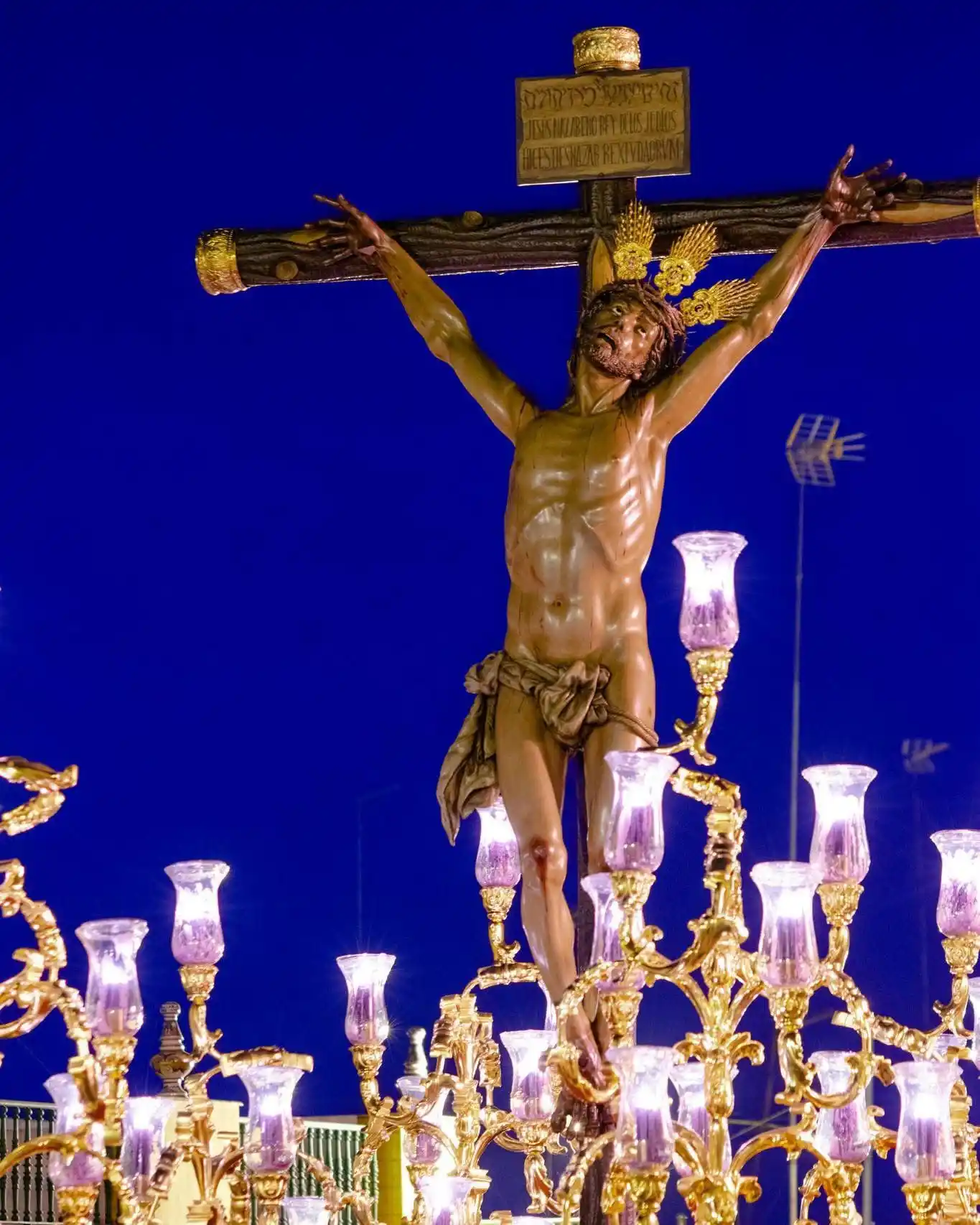 Image from Hermandad Del Perdón: Un martes menos... 🙏✝️ <a class="text-blue-500 hover:underline curso...