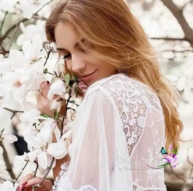 Image from 🏆Mensagens De Fé Ofc: ❈•🌸•❈ ❈•🌸•❈❈•🌸•❈ ❈•🌸• 📖 ELE É O TODO PODEROSO 1Cr 29.11-12 ...