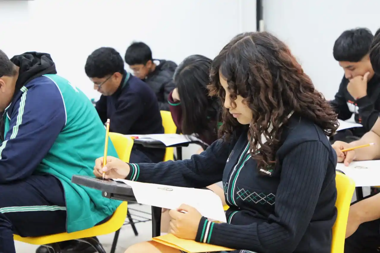 Image from CONALEP EDOMEX 🐺: 📚🔥 Estudiantes demostraron que el conocimiento, la estrategia y la d...