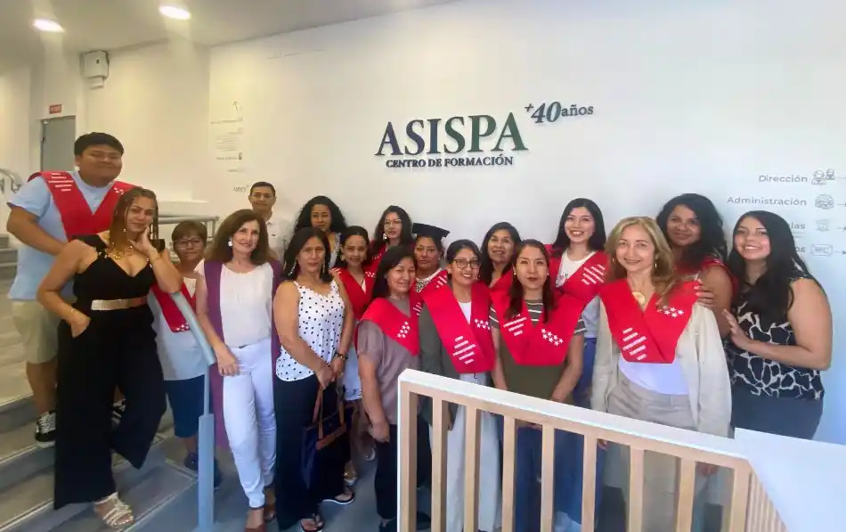 Image from ASISPA: 🎉 *¡Finaliza con éxito la edición 155 del Certificado de Profesionali...