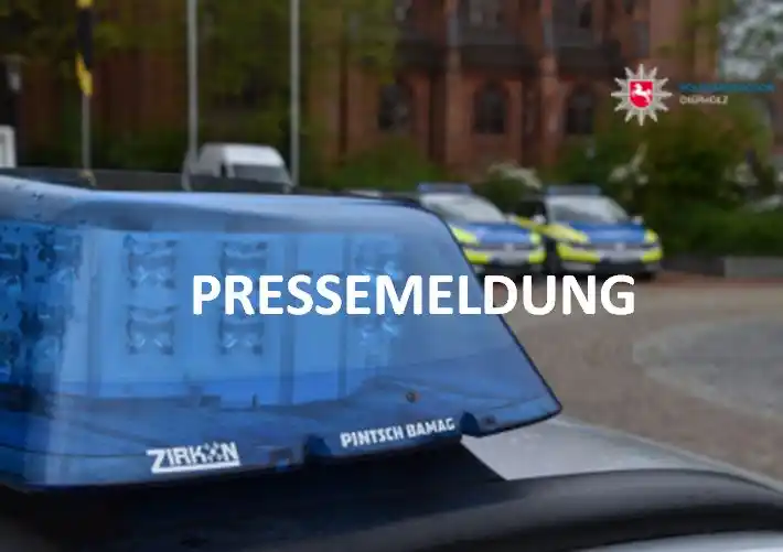 Image from Polizei Diepholz: ➡️ In Stuhr ist gestern ein Pkw mit einem Linienbus kollidiert. Verlet...