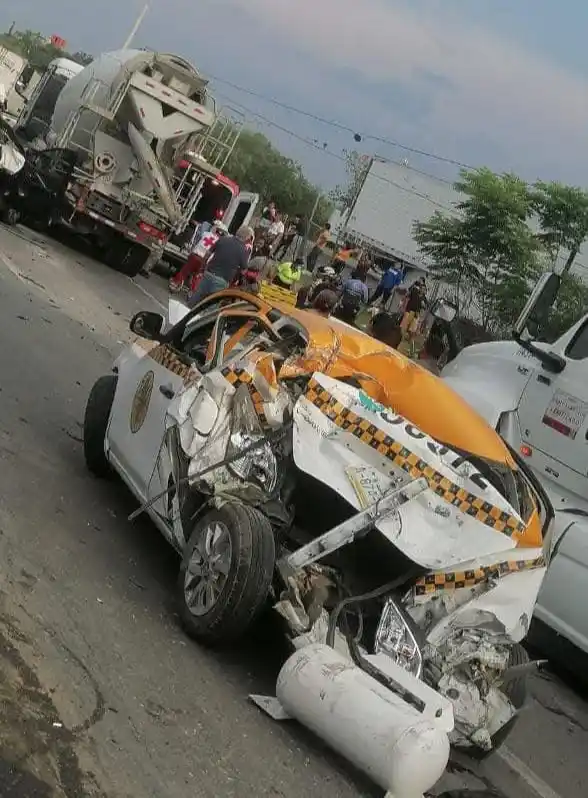 Image from TELEDIARIO MONTERREY📺🔵 #CercaDeTi: *ÚLTIMA HORA* 🚨 Se reportan múltiples heridos en Carretera Nacional. ...