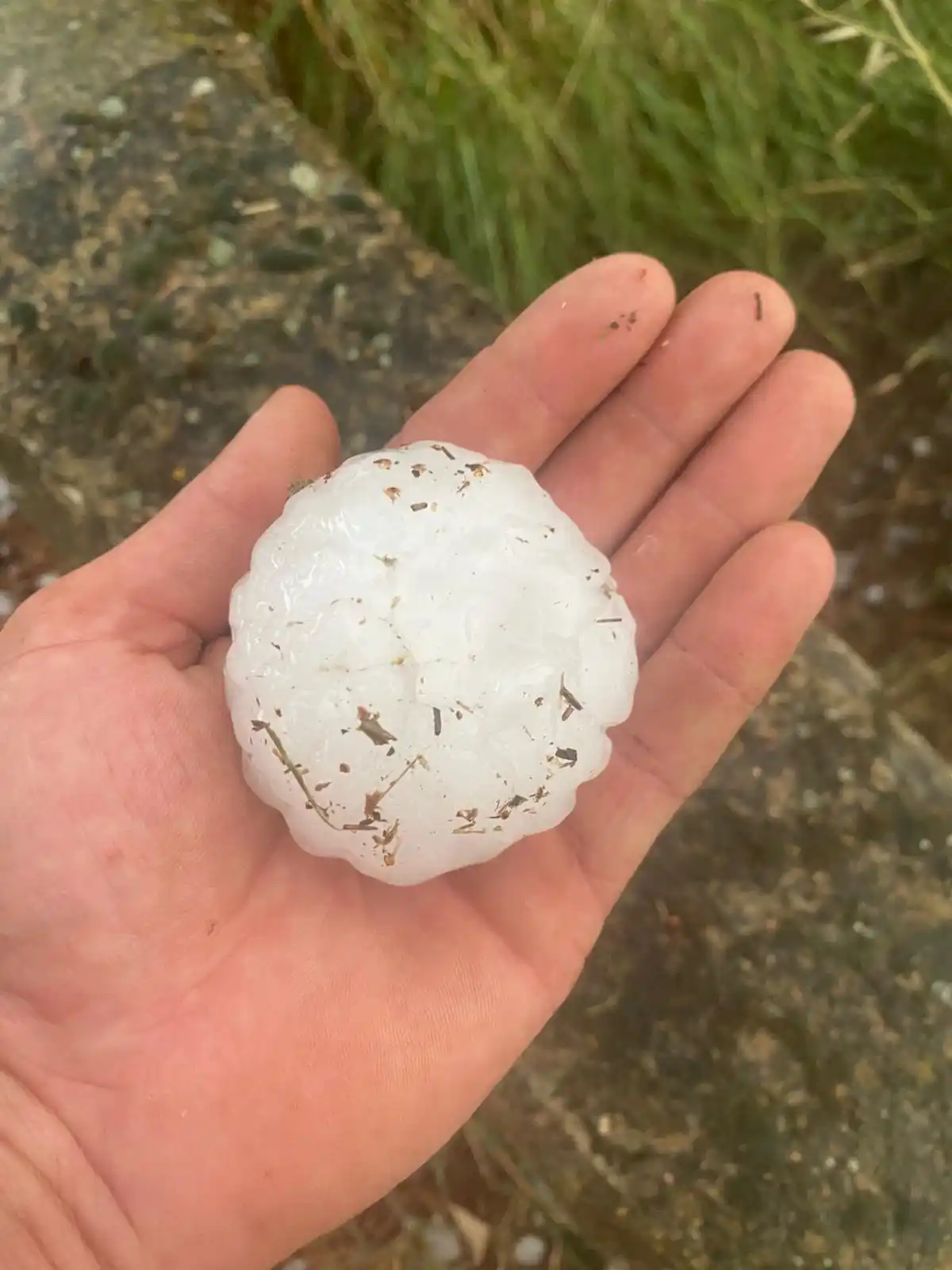Image from La Rioja Meteo (Dani Benito y Jorge Carrera): 🌩️ Impresionante. Las tormentas que ayer afectaron principalmente a ...