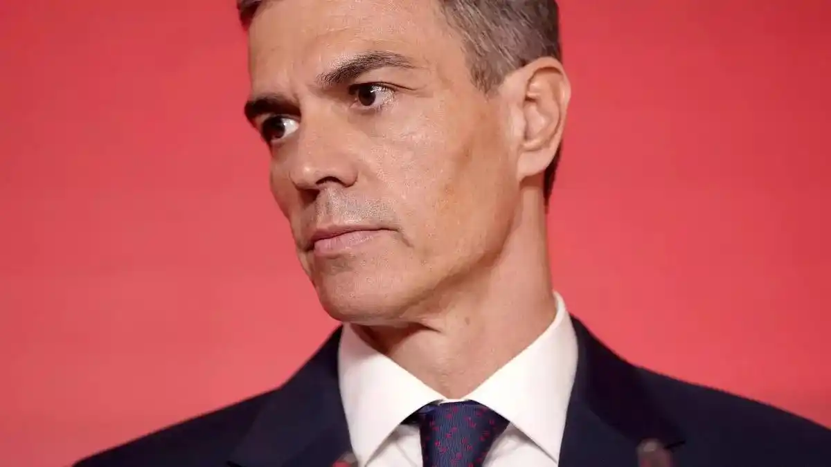 Image from El Periódico de Aragón: 🗣️ Sánchez admite que ha perdido la mayoría social y resistirá hasta ...