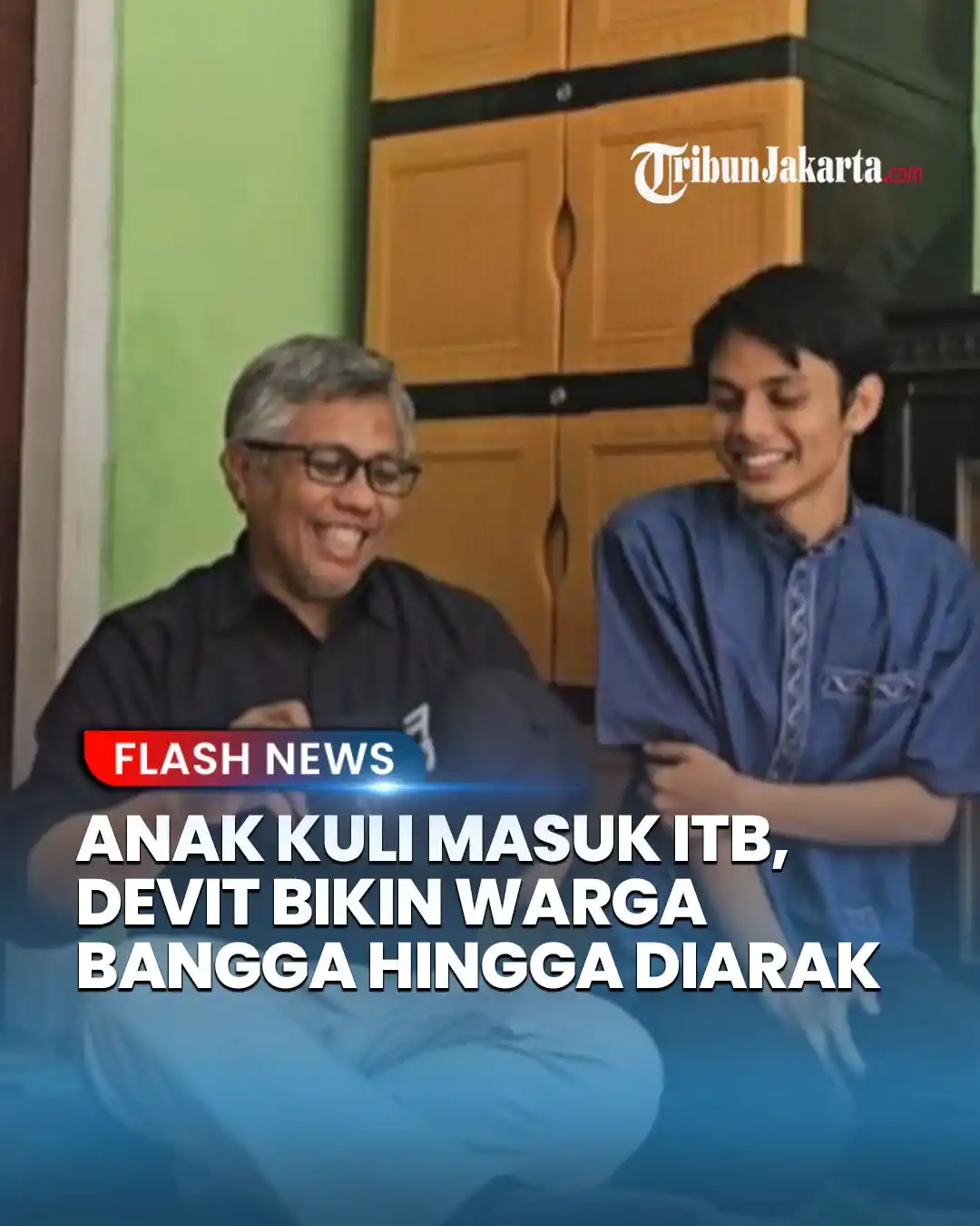 Image from TRIBUNJAKARTA.COM: Tangis orangtua Devit Febriansyah, siswa SMAN 1 Bukittinggi yang masuk...