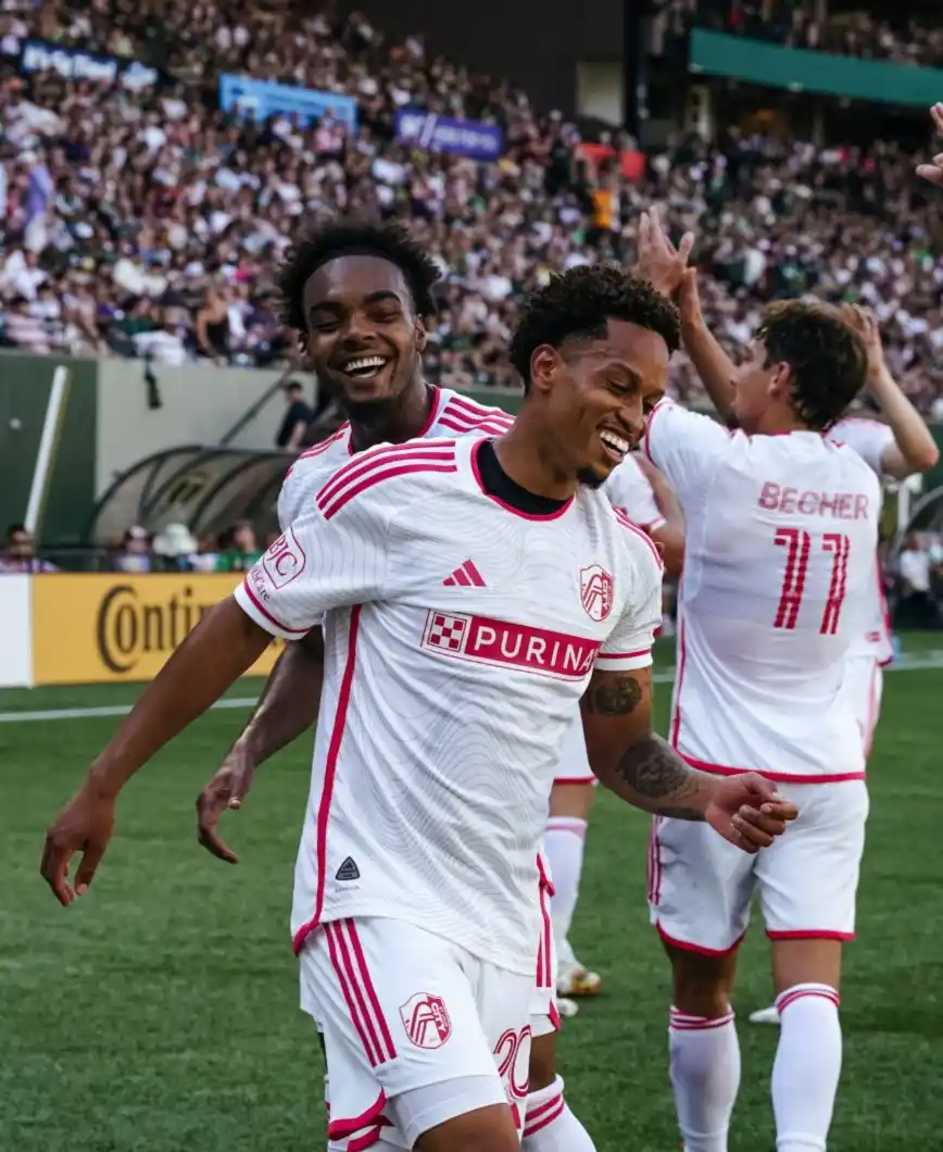 Image from St. Louis CITY SC: 50' | AKIL FREAKING WATTTTTTTSSSS👏 1-0 | <a class="text-blue-500 hov...