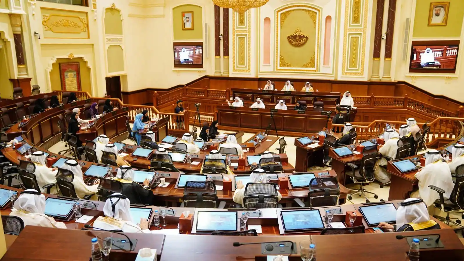 Image from Sharjah24: أقرّ المجلس الاستشاري لإمارة الشارقة مشروع قانون تنظيم الرسوم القضائية...