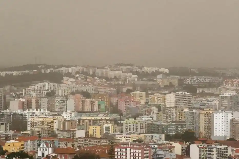 Image from Correio da Manhã: *DGS emite recomendações para população vulnerável devido a poeiras do...