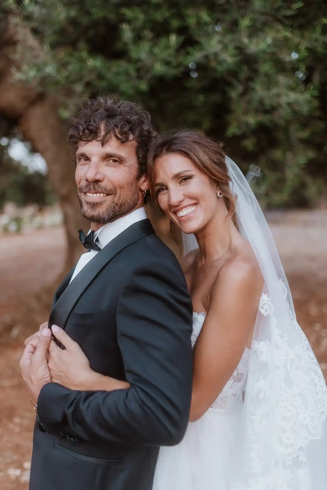 Image from Vanity Fair Italia: Francesco Montanari ha sposato Federica Sorino, un matrimonio in Pugli...