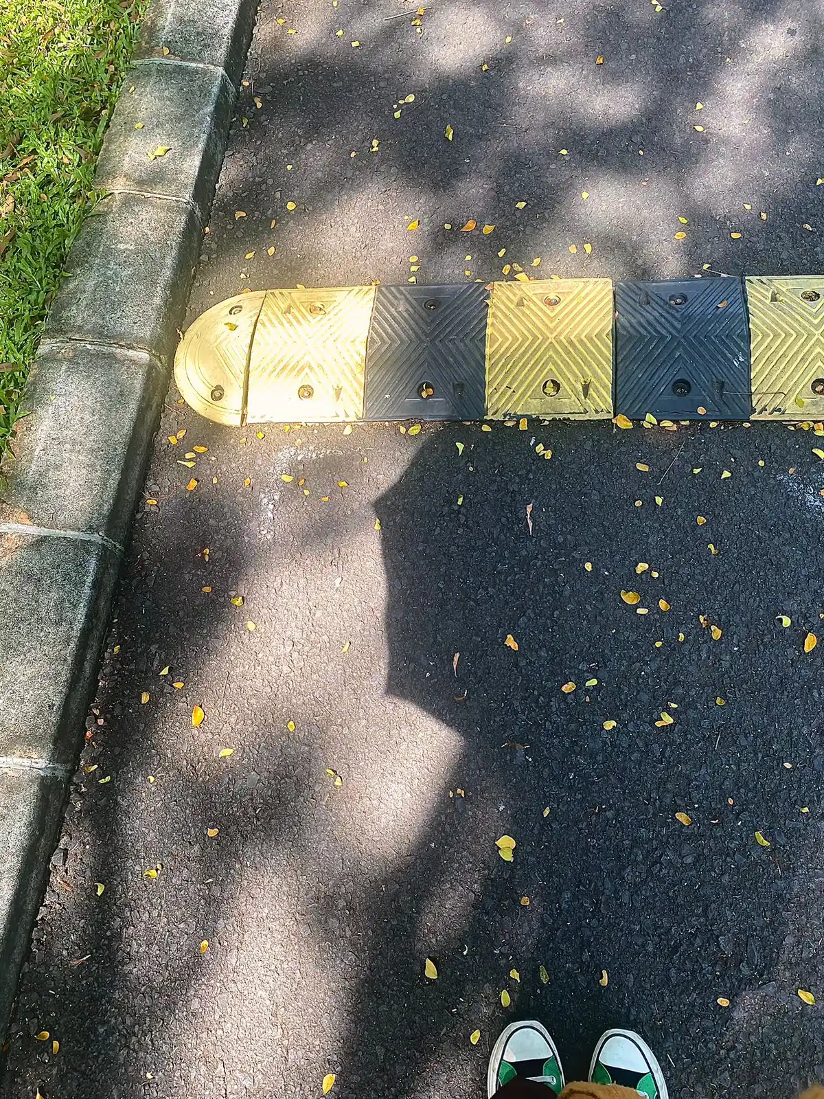 Image from Ayang ❤️: Ini foto waktu aku jalan kaki tadi siang , enak ya, tapi tetep aja sih...