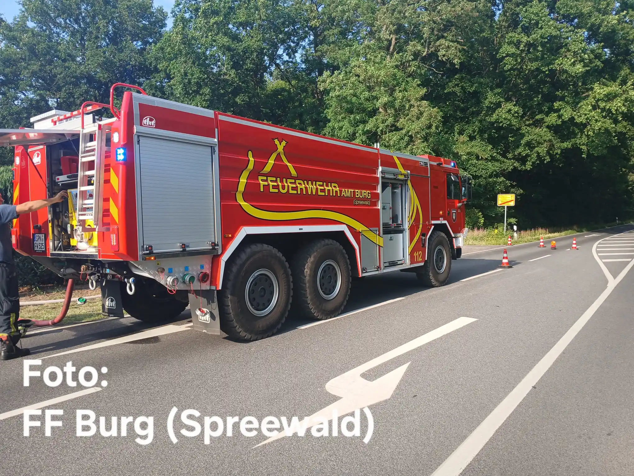 Image from FF Burg (Spreewald): 🔥🚒 Nun auch ein dritter Alarm 🚨, 500 qm Waldboden 🌲🔥bei Werben ha...