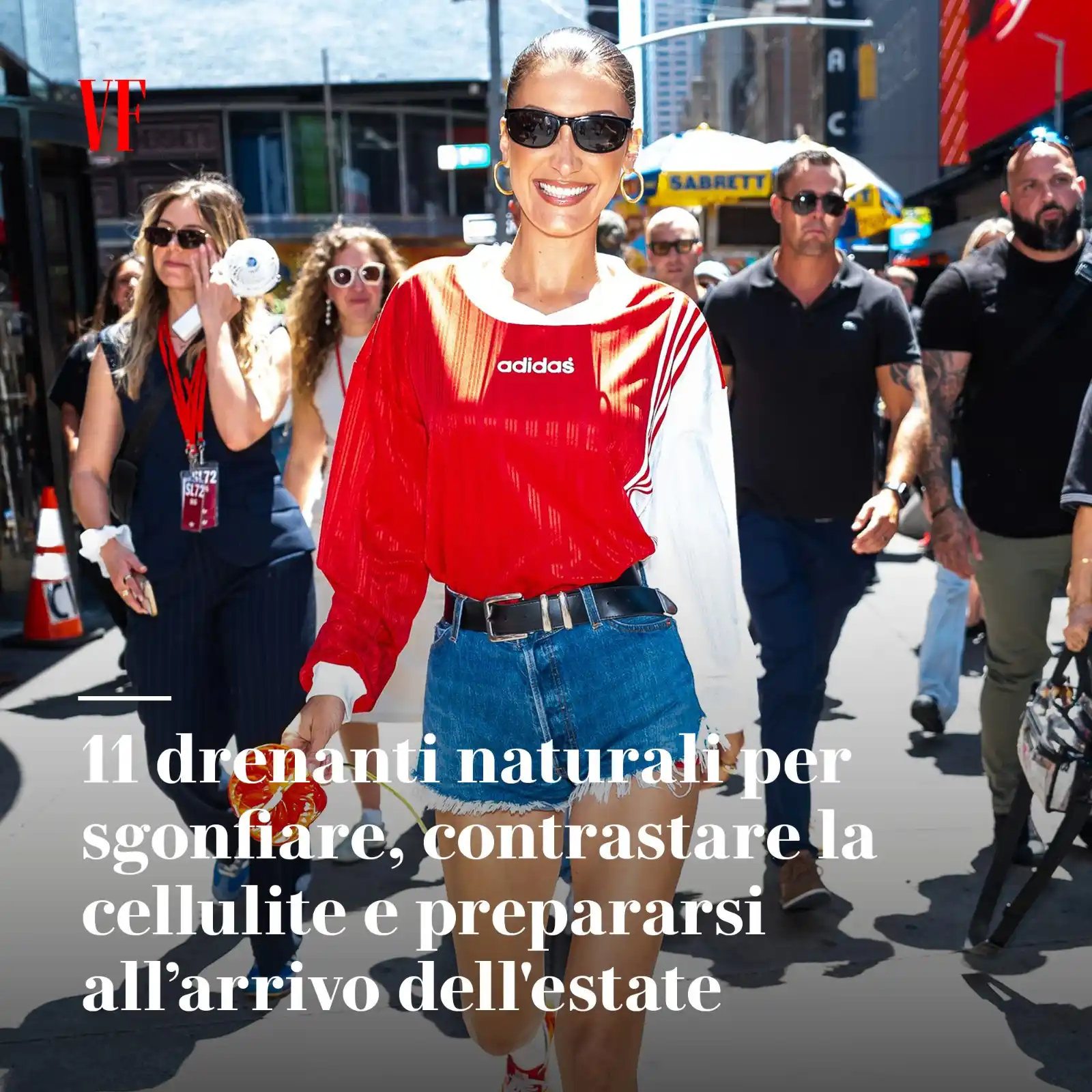 Image from Vanity Fair Italia: Pensati per drenare, sgonfiare e aiutare a combattere la cellulite, qu...