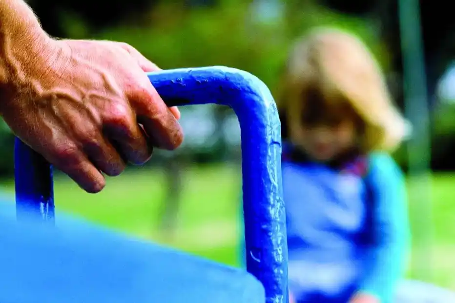 Image from Correio da Manhã: *PJ detém suspeito de abusar de menina de 6 anos em Barcelos*  https:/...