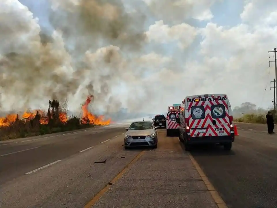 Image from Notirasa: 🚨 ¡Precaución en la carretera Mérida–Motul! 🚨 Este viernes se regis...