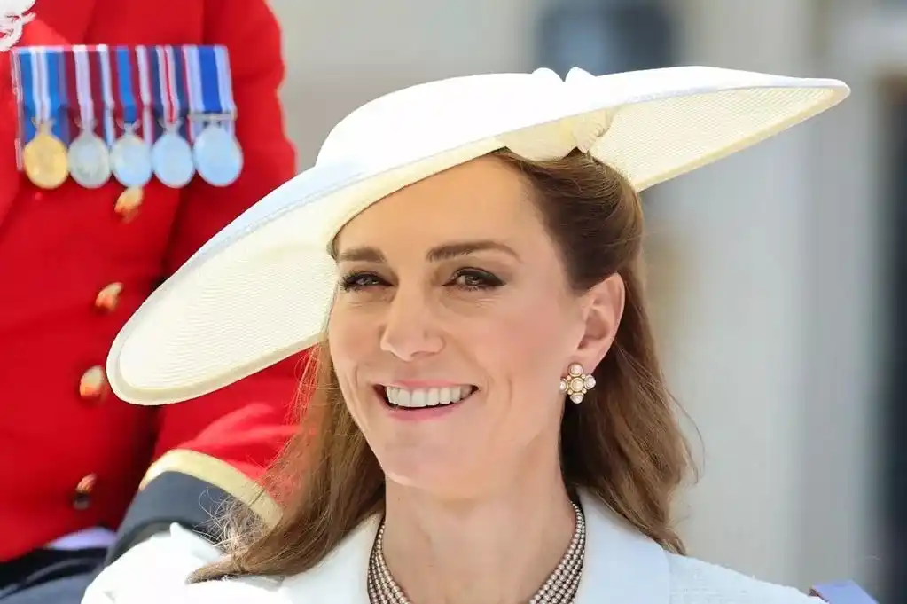 Image from Liverpool Echo : *Princess Kate Middleton cancer latest as she's 'disappointed' to pull...